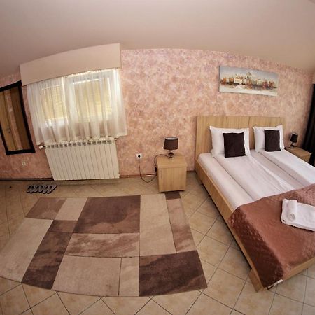 Apartmani Zecevic Nikšić מראה חיצוני תמונה