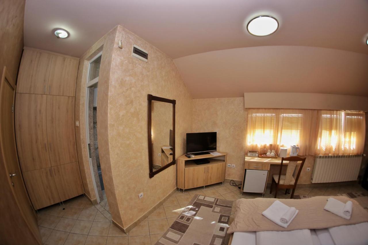 Apartmani Zecevic Nikšić מראה חיצוני תמונה