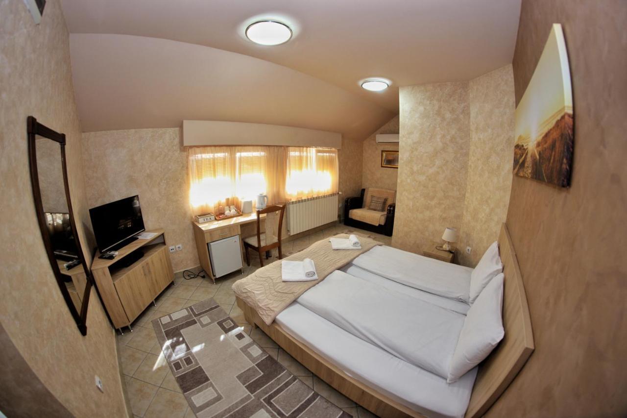 Apartmani Zecevic Nikšić מראה חיצוני תמונה