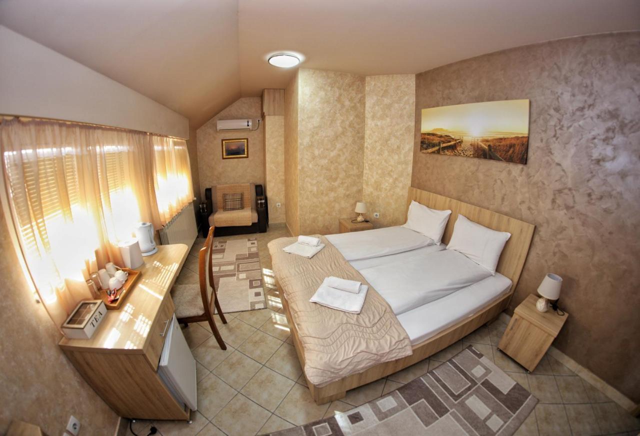 Apartmani Zecevic Nikšić מראה חיצוני תמונה